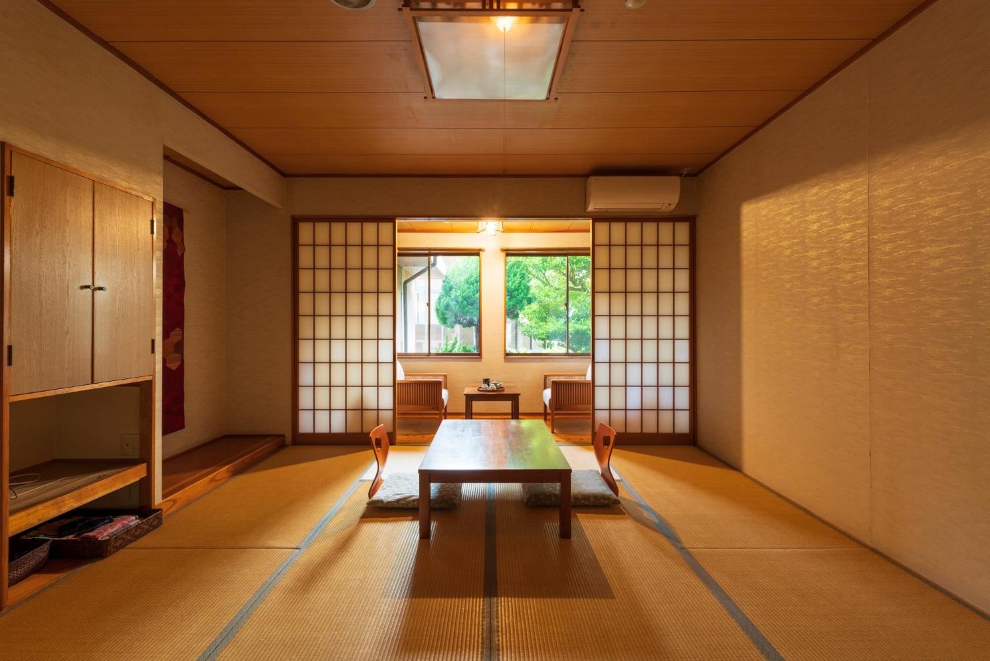 Hotel Jyokiya Unzen Zewnętrze zdjęcie